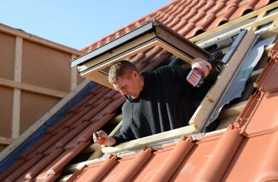 Pose de fenêtres de toit Velux à Montjoux